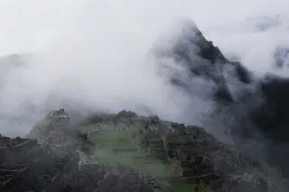 夕暮れのインカ遺跡